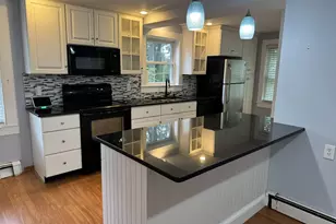 2 Stebbins Brook Ln, Simsbury, CT 06070 - Photo 4