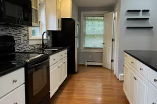 2 Stebbins Brook Ln, Simsbury, CT 06070 - Photo 6