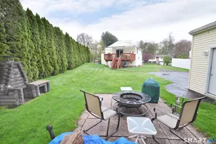 20 Lawrence Ln, Torrington, CT 06790 - Photo 4