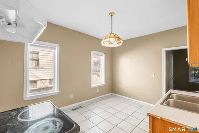 40 Bond Street, Hartford, CT 06114 - Photo 12