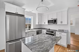 138 Bank St, New London, CT 06320 - Photo 8