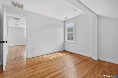 138 Bank Street #3B, New London, CT 06320 - Photo 18