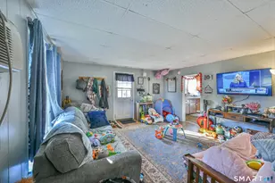 62-64 Chapman St, Putnam, CT 06260 - Photo 36