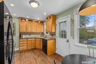 113 Sylvan Knoll Rd, Stamford, CT 06904 - Photo 14