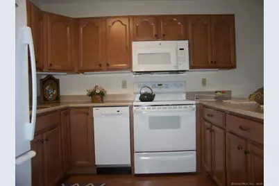 40 Firetown Road #39, Simsbury, CT 06070 - Photo 18