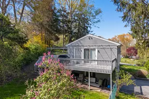 114 Butlertown Rd, Waterford, CT 06385 - Photo 4