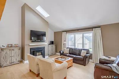 12 Boulevard Drive #22-132, Danbury, CT 06810 - Photo 1