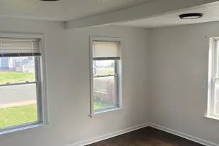 52 Pearl St, Manchester, CT 06040 - Photo 10