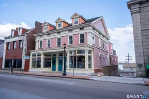 138 Bank St, New London, CT 06320 - Photo 2
