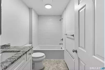 138 Bank Street #2A, New London, CT 06320 - Photo 18