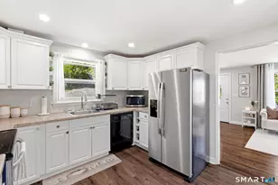 21 W Rocks Rd, Norwalk, CT 06851 - Photo 6