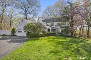 54 St George Ln, New Canaan, CT 06840 - Photo 2