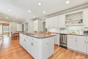 54 St George Ln, New Canaan, CT 06840 - Photo 16