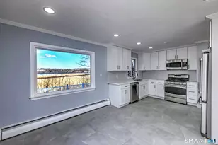 206 Bridgeview Pl, Stratford, CT 06614 - Photo 10