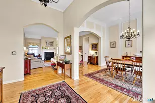 5 Beaudry Ln, Bloomfield, CT 06002 - Photo 8