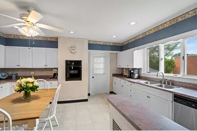 32 East Main Street, Stonington, CT 06355 - Photo 20