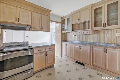 1240 Monroe Turnpike, Monroe, CT 06468 - Photo 14
