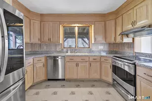 1240 Monroe Turnpike, Monroe, CT 06468 - Photo 12