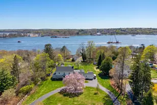 76 Starr Hill Rd, Groton, CT 06340 - Photo 2