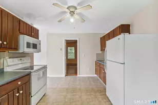 343 W Main St, Waterbury, CT 06702 - Photo 6