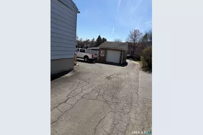 9 Hospital Avenue, Danbury, CT 06810 - Photo 2