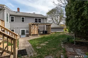 282 Millstone Road E, Waterford, CT 06385 - Photo 10