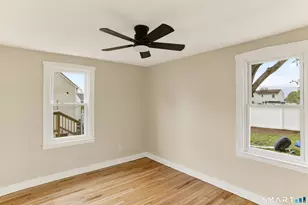 60 Iver Ave, East Haven, CT 06512 - Photo 16