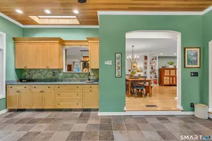 46 Laurel Cliffs Rd, Guilford, CT 06437 - Photo 12
