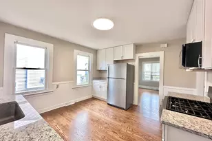 38 Spring St, Wallingford, CT 06492 - Photo 4