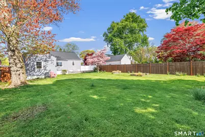 21 Aimes Drive, West Haven, CT 06516 - Photo 4