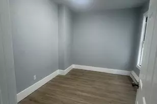 105 Caroline St, Bridgeport, CT 06608 - Photo 6