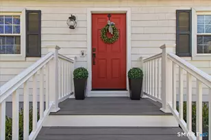 27 Brewster Dr, Ledyard, CT 06335 - Photo 6