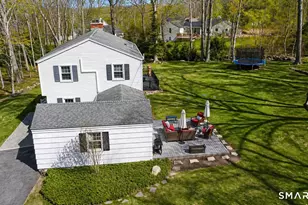 27 Brewster Dr, Ledyard, CT 06335 - Photo 4