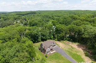 34R Goldfinch Rd, Durham, CT 06422 - Photo 4
