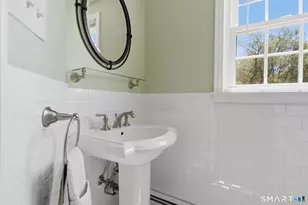 32 Meadowgate St, Wethersfield, CT 06109 - Photo 30