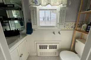18 Lawler Rd, West Hartford, CT 06117 - Photo 8