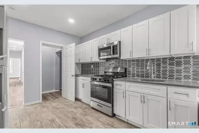 1220 Pembroke Street #3R, Bridgeport, CT 06608 - Photo 1