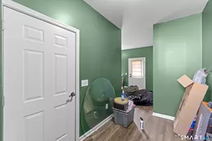 2 Sheridan St, Danbury, CT 06810 - Photo 16