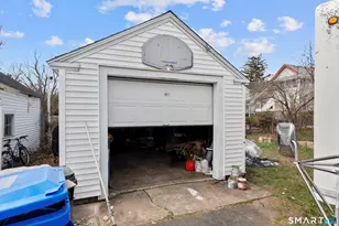 61 Elmer St, East Hartford, CT 06108 - Photo 24