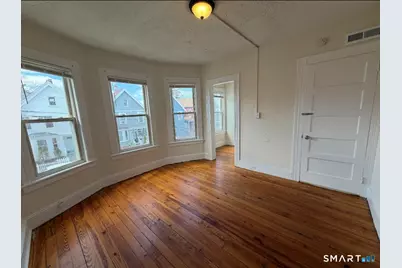 120 Rennell Street, Bridgeport, CT 06604 - Photo 6