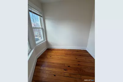 120 Rennell Street, Bridgeport, CT 06604 - Photo 8