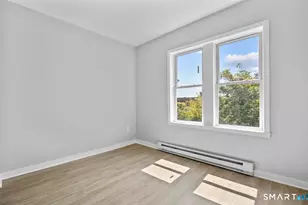 25 Whittier St, Bridgeport, CT 06605 - Photo 6