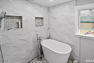 93 Wayland Ave, Waterbury, CT 06708 - Photo 6