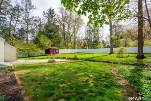 25 Meadow Farms Rd, West Hartford, CT 06107 - Photo 2