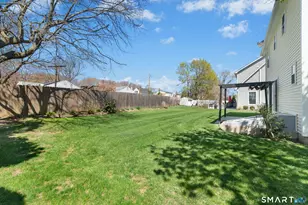235 Laurel St, Stratford, CT 06615 - Photo 28