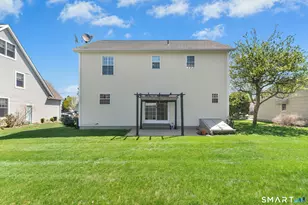 235 Laurel St, Stratford, CT 06615 - Photo 30