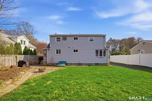 38 Juniper St, Newington, CT 06111 - Photo 4