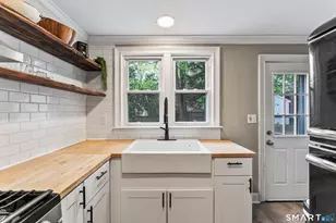 6 Prospect Dr, Newtown, CT 06470 - Photo 10