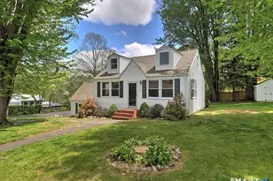 6 Prospect Dr, Newtown, CT 06470 - Photo 1