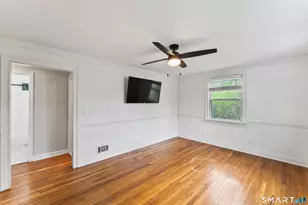 6 Prospect Dr, Newtown, CT 06470 - Photo 4